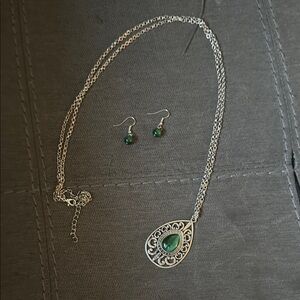 Elegant Silver and Green Jewelry Set